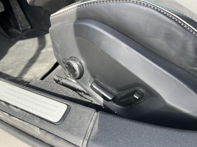 Volvo V60 T6 Plug-in hybrid AWD Plus Dark | 360 Graden Camera| Harman / Kardon | Trekhaak | Memory Seats |