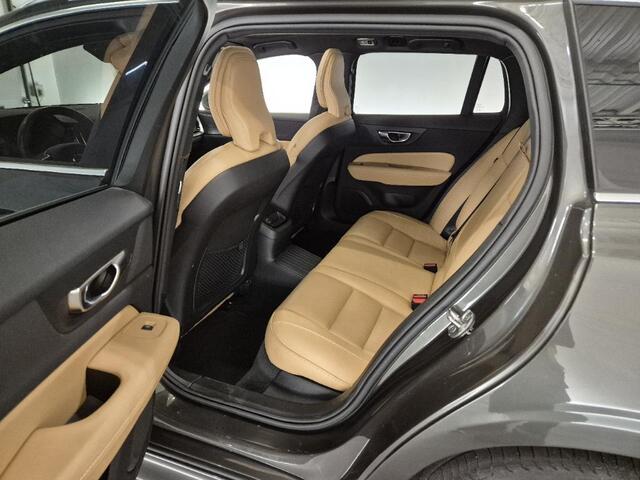 Volvo V60 2.0 T6 Recharge AWD Inscription | | Trekhaak | Power Seat | Stoelverwarming/Stuurverwarming | Stoelverkoeling | Adaptieve cruise | Panoramadak | Camera | Harman/Kardon | Gelaagd glas | Memory |