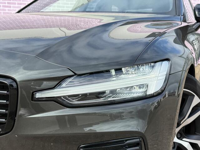 Volvo V60 2.0 T8 Recharge AWD R-Design | Trekhaak | Panoramadak | BLIS | Power seat | Harman/Kardon | 360° Camera | Stoel/stuur verwarming | Parkeersensoren V+A | Keyless entry/start |