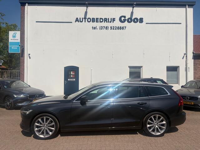 Volvo V60 T4 Momentum Pro Leder Camera
