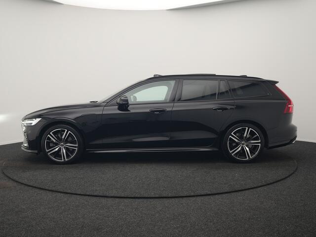Volvo V60 T6 Recharge AWD R-Design LONG RANGE PHEV 350pk Dealer O.H. | Panodak | Camera | Harman / Kardon | Lederen Sportstoelen Memory & Verwarmd | Apple Carplay | Keyless | Stuur Verwarmd | Navigatie | DAB | 19"L.M | Plug In Hybrid |