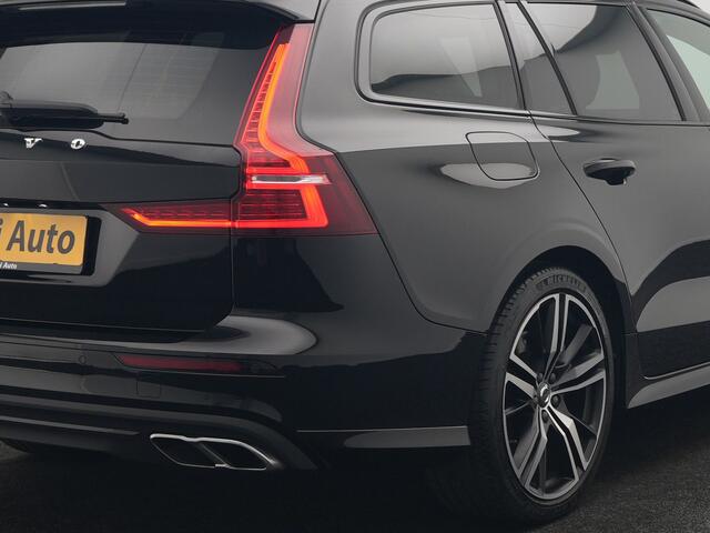Volvo V60 T6 Recharge AWD R-Design LONG RANGE PHEV 350pk Dealer O.H. | Panodak | Camera | Harman / Kardon | Lederen Sportstoelen Memory & Verwarmd | Apple Carplay | Keyless | Stuur Verwarmd | Navigatie | DAB | 19"L.M | Plug In Hybrid |