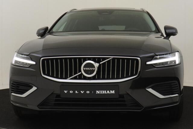 Volvo V60 T6 PLUG-IN HYBRID AWD ULTRA BRIGHT -PANO.DAK|BOWERS&WILKINS|GEVENT.LEDER+MASSAGE|360°CAM|HEAD-UP DISP.|PRIVACY.GLAS|19"