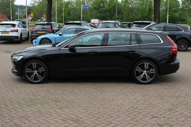 Volvo V60 2.0 D4 Inscription / Trekhaak / Camera / Leder / Standverwarming / 19'' / Navigatie / Harman Kardon / Stoelverwarming 4x / Cruise Control / Virtual Cockpit