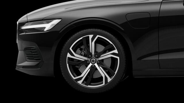 Volvo V60 2.0 T6 Plug-in hybrid AWD Essential | Adaptieve Cruise Control | Leder | Zwarte Hemel | 19 Inch | Stoel + Stuurverwarming | Extra Getint Glas | Park Assist V+A
