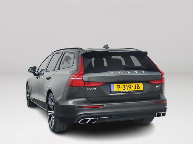 Volvo V60 B3 Momentum | Parkeercamera | Stoel- en Stuurverwarming | Cruise control | Trekhaak