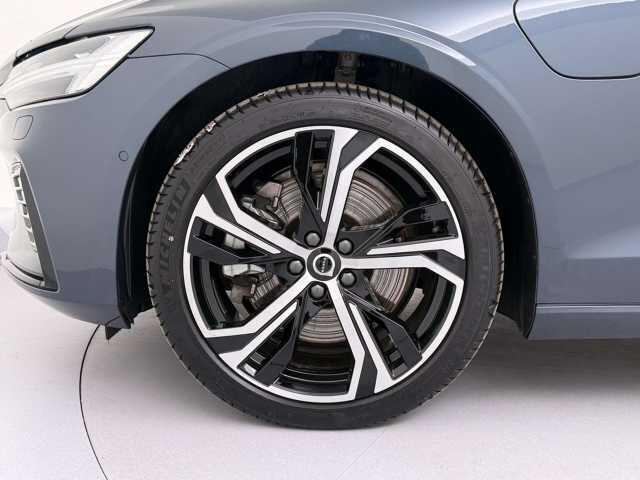 Volvo V60 2.0 T8 Plug-in hybrid AWD Plus Dark ** LEDER, PANO, 360gr, 19-inch LMV, WINTER, MEMORY ** 1e EIG - UNFALLFREI ** ** INFORMEER OOK NAAR ONZE AANTREKKELIJKE FINANCIAL-LEASE TARIEVEN **