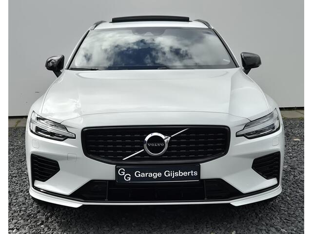Volvo V60 2.0 T6 Recharge AWD R-Design Head Up - Stoelventilatie voor - Luxe lederen bekleding - Panorama Dak - 2000 KG Trekgewicht - Harman Kardon Sound Systeem - Camera achter - Lighting Pack - Privacy glass - 19 Licht metaal - Elektrisch bedienbare voorstoelen