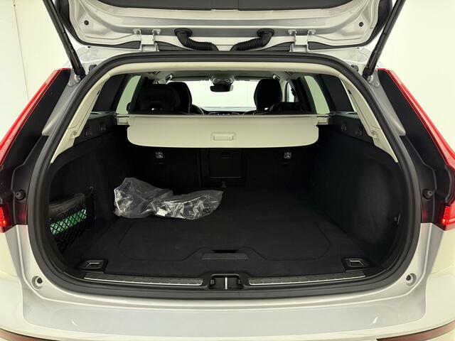 Volvo V60 T6 Plug-in hybrid AWD Plus Dark | 360 Camera | H&K Audio | Memory seats | Pilot assist |