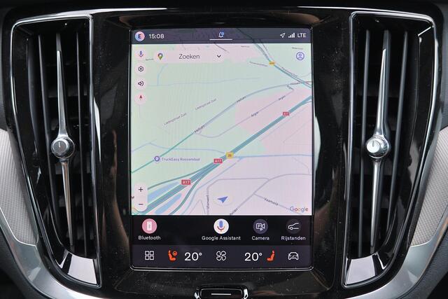 Volvo V60 T6 Recharge AWD Plus Dark - Panorama/schuifdak - IntelliSafe Assist & Surround - 360º Camera - Harman/Kardon audio - Verwarmde voorstoelen, stuur & achterbank - Parkeersensoren voor & achter - Elektr. bedienb. voorstoelen met geheugen - Head up display -