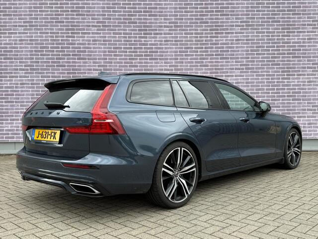 Volvo V60 2.0 T5 R-Design | Panoramadak | Trekhaak | Adaptieve Cruise Control | 360 Camera | Power Seats | Donker Glas |