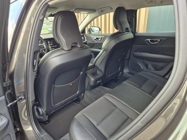 Volvo V60 2.0 T5 Momentum | Carplay | PDC | Navi | DAB