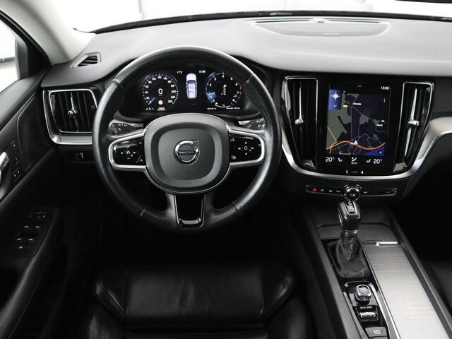 Volvo V60 2.0 T5 Inscription | Trekhaak | Leder | Stoel & Stuurverwarming | Navigatie | Carplay | Harman/Kardon | Full LED | Parkeerhulp | DAB | Memory | Climate control | Bluetooth | Cruise control