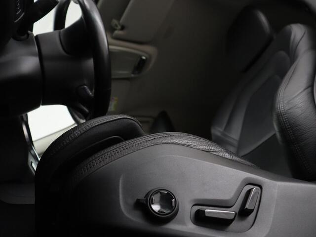 Volvo V60 2.0 T5 Inscription | Trekhaak | Leder | Stoel & Stuurverwarming | Navigatie | Carplay | Harman/Kardon | Full LED | Parkeerhulp | DAB | Memory | Climate control | Bluetooth | Cruise control