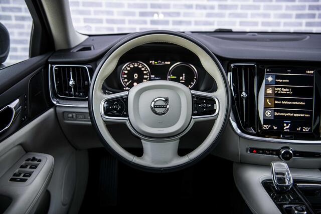 Volvo V60 2.0 T6 Recharge AWD Inscription | Trekhaak | Stoelventilatie | Panorama dak | Head-up display | 360° Camera | Adaptieve Cruise Control |