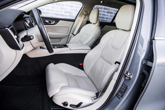 Volvo V60 2.0 T6 Recharge AWD Inscription | Trekhaak | Stoelventilatie | Panorama dak | Head-up display | 360° Camera | Adaptieve Cruise Control |