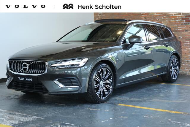 Volvo V60 T8 Recharge AWD Inscription | Semi-Electrische Wegklapbare Trekhaak | Panoramadak | Verwarmbare voorstoelen en stuurwiel | Adaptieve cruise control | Apple carplay/Android auto | Keyless Entree | Parkeer sensoren voor + achter | Parkeercamera