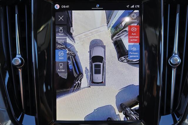 Volvo V60 T6 Recharge AWD Plus Dark - Panorama/schuifdak - IntelliSafe Assist & Surround - 360º Camera - Harman/Kardon audio - Verwarmde voorstoelen, stuur & achterbank - Parkeersensoren voor & achter - Elektr. bedienb. voorstoelen met geheugen - Head up display -