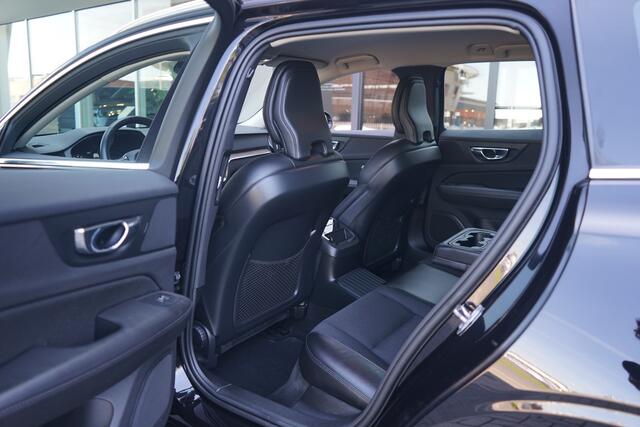 Volvo V60 2.0 T6 Twin Engine AWD Momentum Pro | Verwarmde voorstoelen |