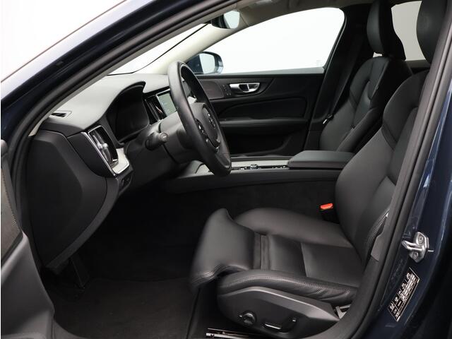 Volvo V60 2.0 B4 Inscription / 360 camera / Harman Kardon / Elek. verstelbare stoelen / Stoel+Stuurverwarming / Lederen Bekleding / Keyless / BLIS /