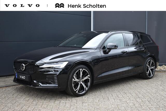 Volvo V60 T6 Plug-in hybrid AWD Ultra Dark | Bowers & Wilkins premium Audio | Massage | Stoel-/Stuurwielverwarming | Head Up Display | 19 inch Lichtmetalen velgen | 360 graden Camera | Panoramisch Schuif-/kanteldak | Lederlook Dashboard | Keyless | Blis | Adaptiev