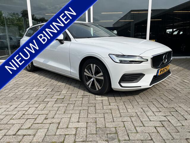 Volvo V60 2.0 B3 Core Carplay / Led / ACC / Clima