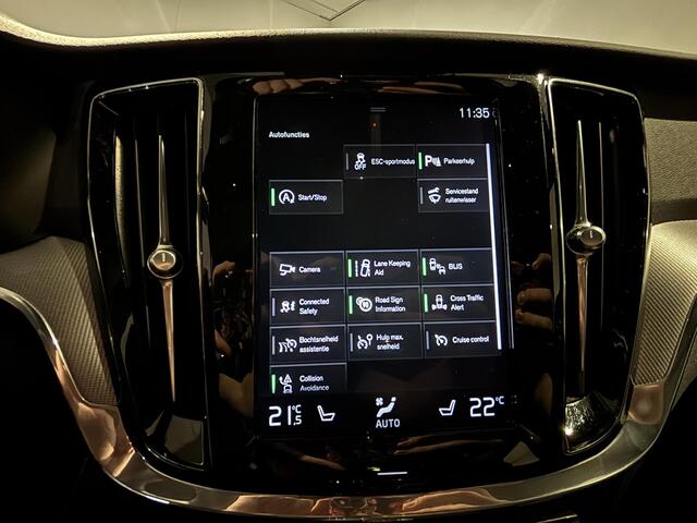 Volvo V60 2.0 T4 R-Design | Panoramadak | Cruise Control Adaptief | Trekhaak