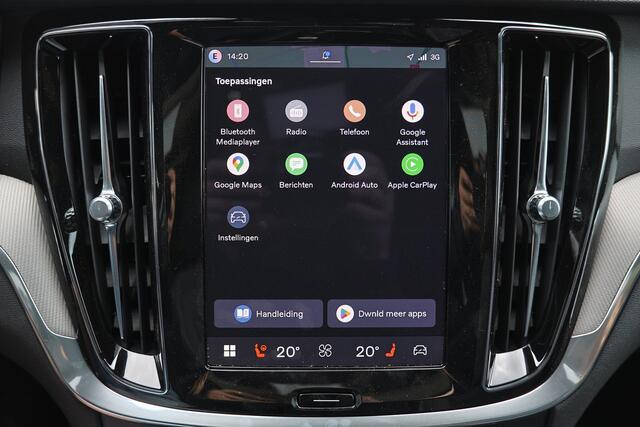 Volvo V60 T6 Recharge AWD Plus Dark - Panorama/schuifdak - IntelliSafe Assist & Surround - 360º Camera - Harman/Kardon audio - Verwarmde voorstoelen, stuur & achterbank - Parkeersensoren voor & achter - Elektr. bedienb. voorstoelen met geheugen - Head up display -