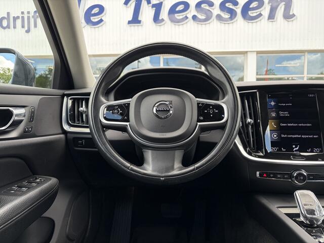 Volvo V60 2.0 B3 Inscription Carplay, Stuur & stoelvrw., Trekhaak, Rijklaar met beurt & garantie!