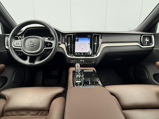 Volvo V60 2.0 T8 Twin Engine AWD Inscription Automaat Schuifdak.