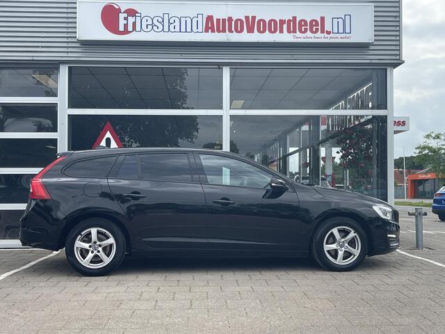 Volvo V60 2.0 D2 Polar+ Dynamic /Automaat/Cruise/Clima/Leder/DAB/distr vv bij 150.074 km/APK 07-2027/