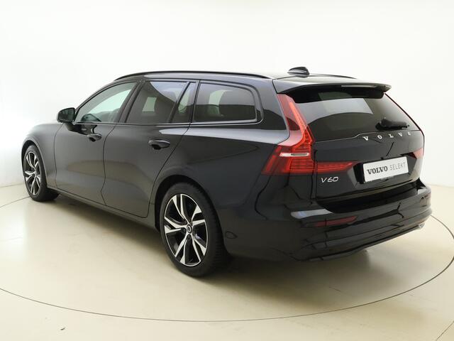 Volvo V60 B4 198PK Automaat Plus Dark / Standkachel / Stoel/- stuurverwarming / Keyles entry / Trekhaak / Camera /