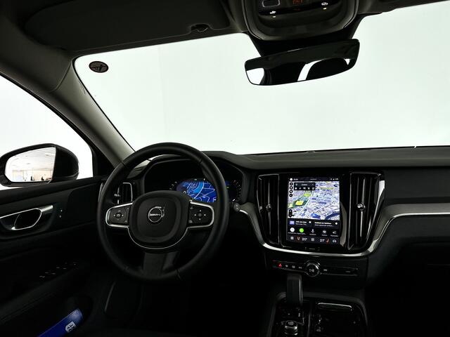 Volvo V60 T6 Plug-in hybrid AWD Essential Bright | SOH 99% | Parkeercamera | Stoel- en Stuurverwarming | Cruise control