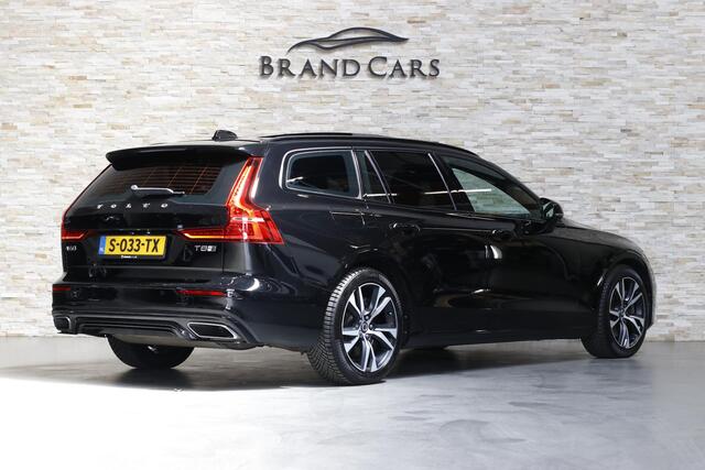 Volvo V60 2.0 T8 Twin Engine AWD R-Design | Adaptive cruise | Trekhaak | Stoelverw. V+A | Carplay | Dodehoek assistentie |