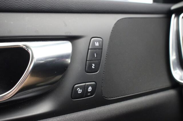 Volvo V60 2.0 B3 Inscription Automaat - Carplay, Camera, Leer, Memory, Stoelverw. Afn. Trekhaak