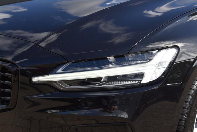 Volvo V60 B4 211PK R-Design | BLIS | Trekhaak | PDC V+A | Camera Achter | Stoel Verwarm.