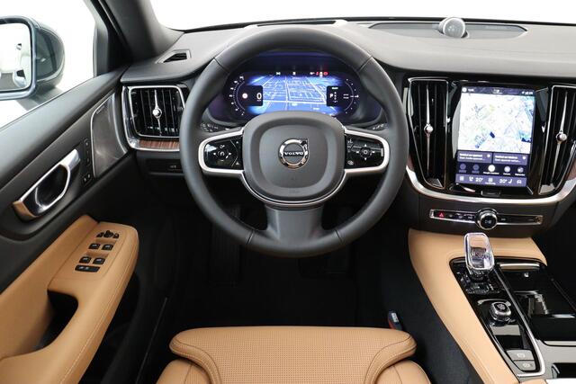 Volvo V60 T8 PLUG-IN HYBRID AWD ULTRA BRIGHT *FULL OPTIONS!* -PANO.DAK|BOWERS&WILKINS|GEVENT.LEDER+MASSAGE|360°CAM|HEAD-UP DISP.|19"