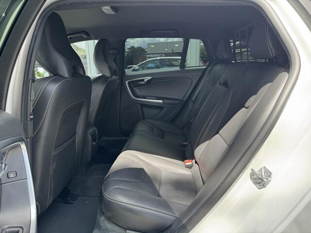 Volvo V60 1.5 T2 Polar+ Dynamic LEDER-TREKHAAK-AUTOMAAT