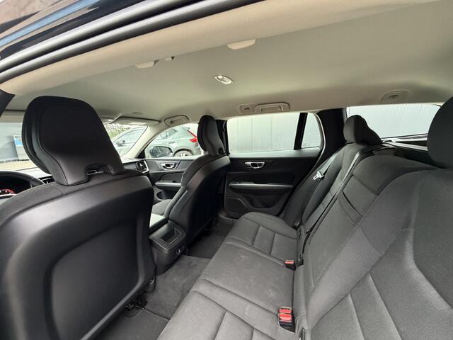 Volvo V60 2.0 T4 Automaat | Kinetic | Navigatie