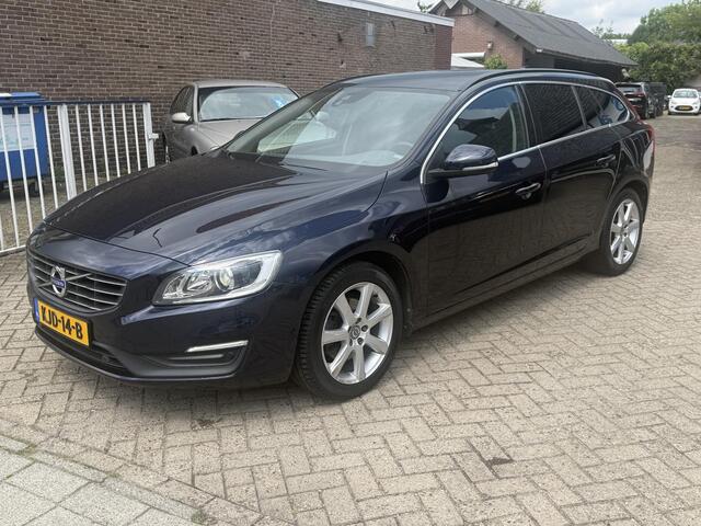 Volvo V60 2.0 T4 190 pk Momentum