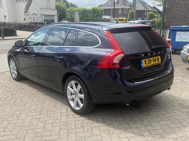 Volvo V60 2.0 T4 190 pk Momentum