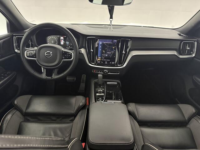 Volvo V60 2.0 T8 Plug-in hybrid AWD R Design 455PK | Pano | Memory | Virtual | H/K | Keyless | Camera | Cruise | Carplay | Trekhaak | NAP
