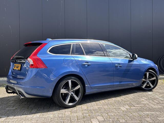 Volvo V60 2.0 T4 Business Sport Luxury line/ schuifdak/ park assit/ extra getint glas/ trekhaak/ 18 inch/ leer