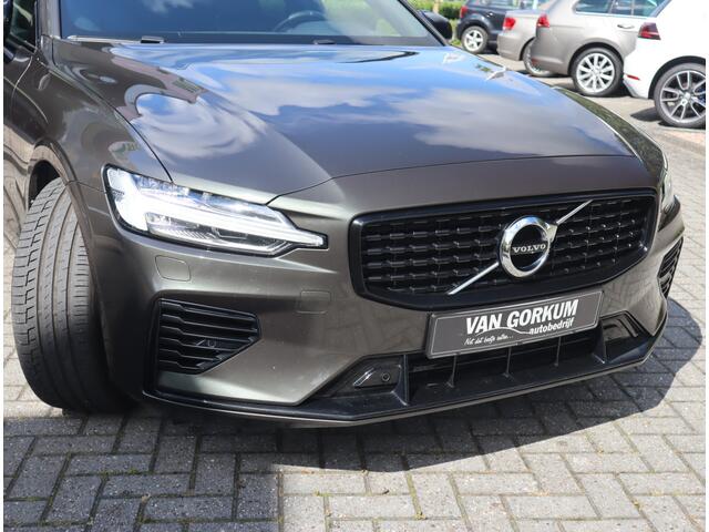 Volvo V60 2.0 T6 Recharge AWD R-Design Navi / HarmanKardon / Lm19'' / Stoel-stuurverw &ventilatie / Autopilot BTW auto