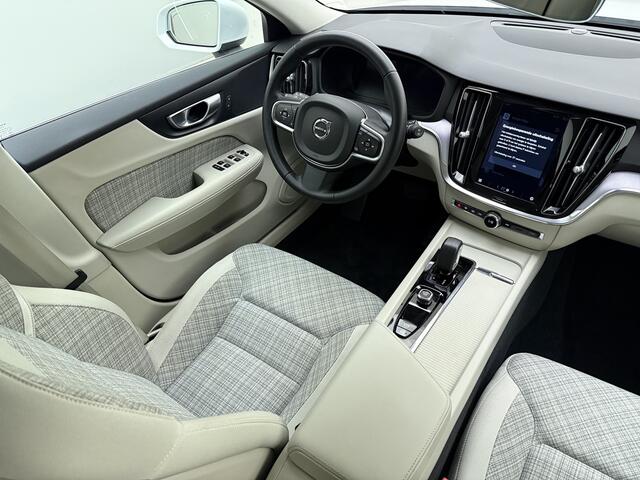 Volvo V60 2.0 B3 177pk Core / Adaptieve cruise control / Camera achter / BLIS / Elektrische achterklep / Keyles entry /
