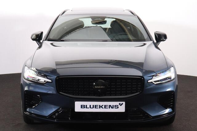 Volvo V60 T8 Plug-in hybrid AWD Plus Dark Performance Edit. - Panorama/schuifdak - IntelliSafe Assist & Surround - 360º Camera - Head-up Display - Harman/Kardon audio - Elektrisch verstel. voorstoelen met geheugen - Verwarmbare voorstoelen voor achter & stuurwiel -
