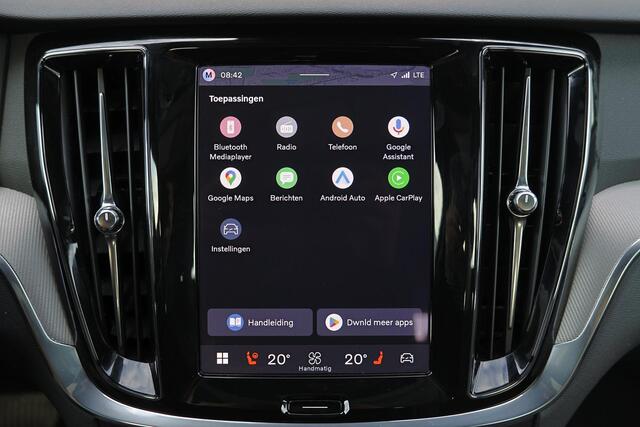 Volvo V60 T8 Plug-in hybrid AWD Plus Dark Performance Edit. - Panorama/schuifdak - IntelliSafe Assist & Surround - 360º Camera - Head-up Display - Harman/Kardon audio - Elektrisch verstel. voorstoelen met geheugen - Verwarmbare voorstoelen voor achter & stuurwiel -