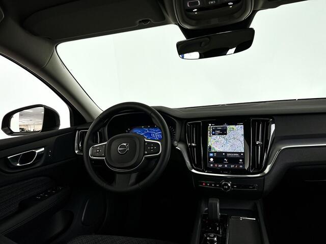 Volvo V60 B4 Essential Edition | Parkeercamera | Stoel- en Stuurverwarming | Trekhaak