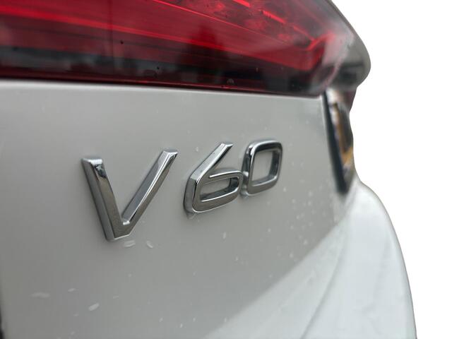 Volvo V60 2.0 B3 Plus Dark