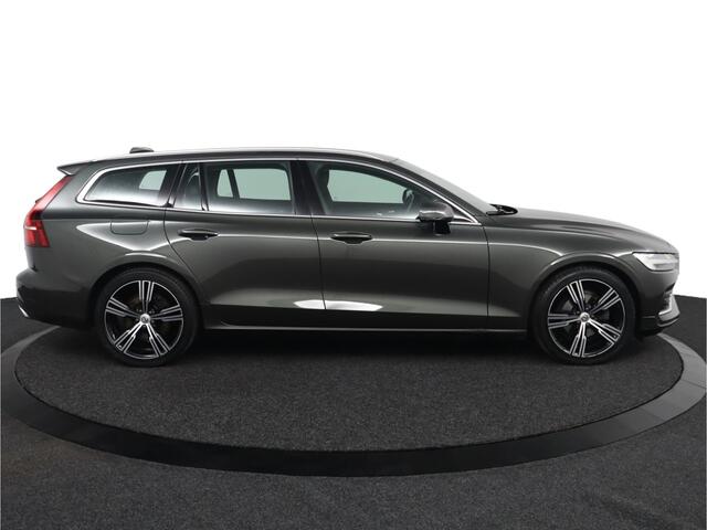 Volvo V60 2.0 T4 Inscription Eerste Eigenaar | Trekhaak | Eerste Eigenaar | All Season Banden |
